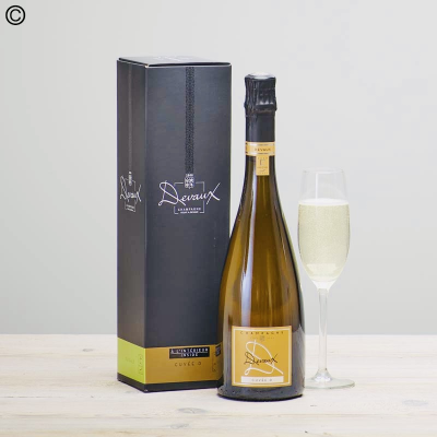Devaux Cuvée D Aged 5 Years NV Champagne - Make it a real treat with gorgeously golden bubbles. This Devaux Cuvee D Champagne combines zesty fresh flavours with creamy notes of vanilla. Intense and delicious.

Suitable for vegetarians and vegans.