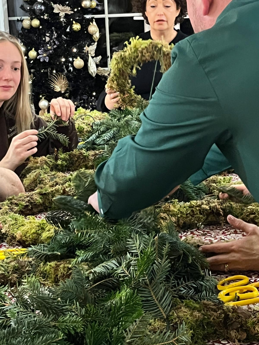 Luxury Fresh Door Wreath Making Workshop